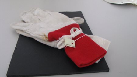 Glove, Work