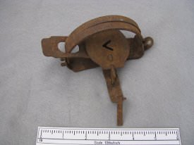 Small animal leg trap, 